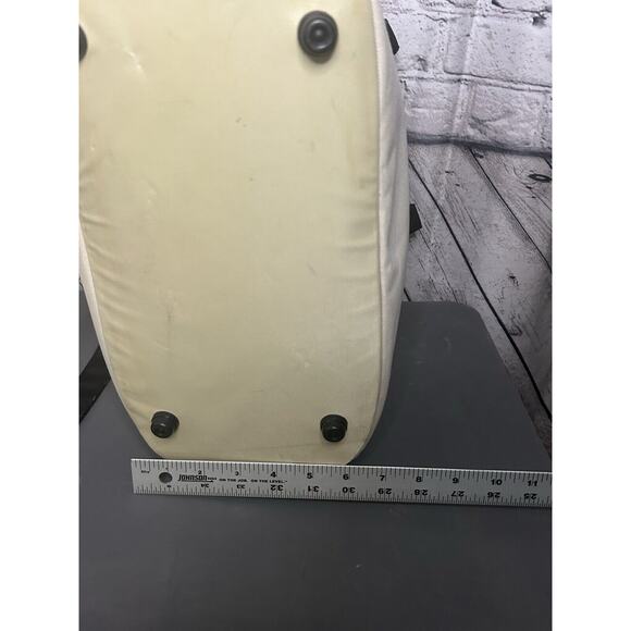 New York Dog City Tote Dog Carrier Shoulder Bag Cream Peek Thru Net Travel Beige - Picture 11 of 11